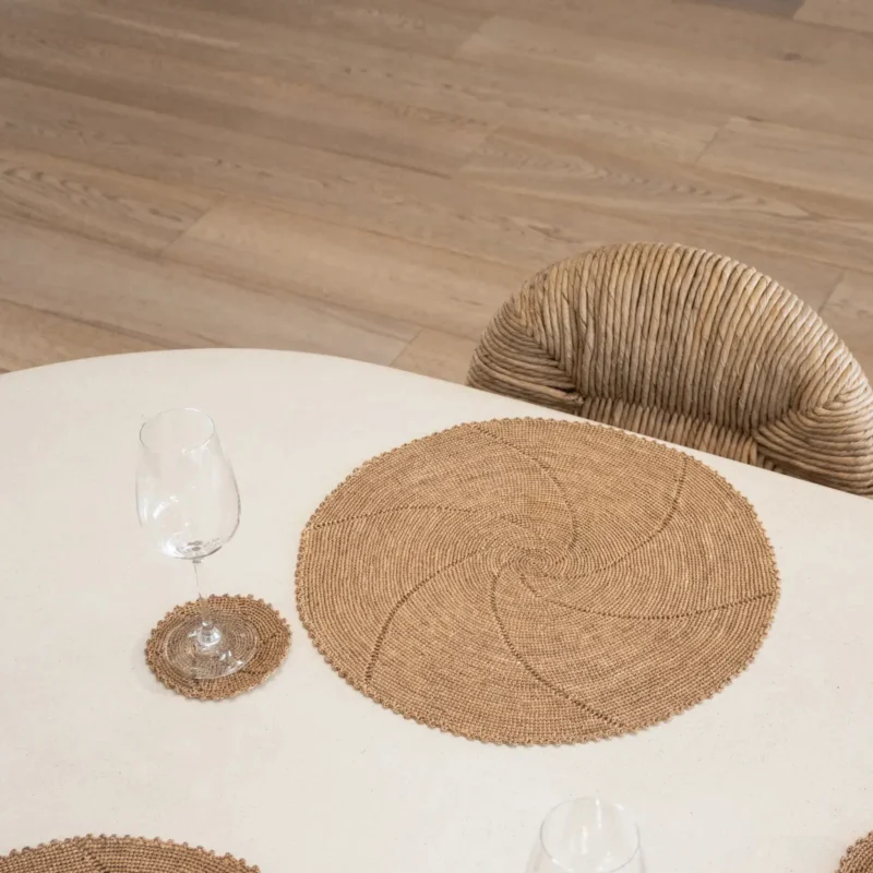 akroa-round-placemat-handmade-sustainable-raffia-7 Akora Placemat