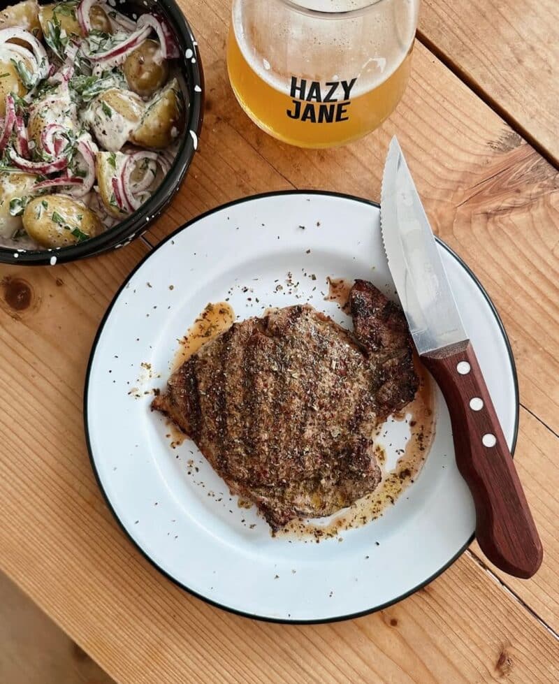 Falconware Dinner Plate With Steak