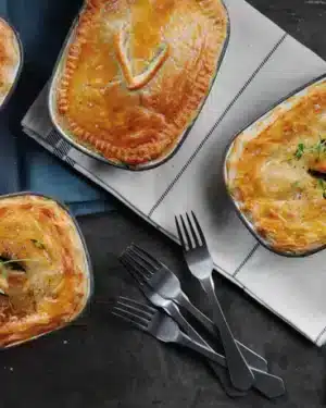 Falconware Four Pies In Dishes