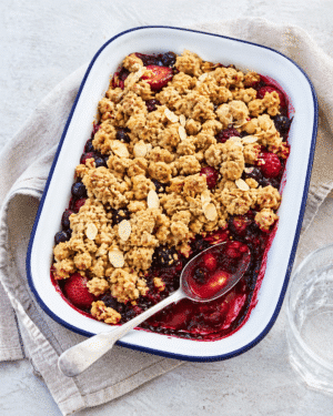 Berry Crumble in Falcon Pie Dish