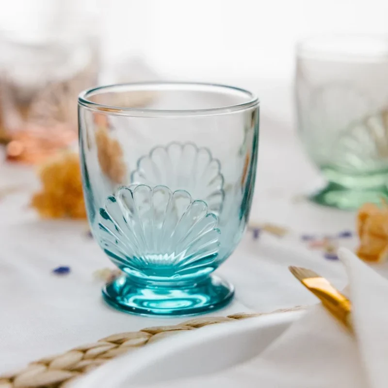 La Rochere Belle-ile tumbler in blue on dining table